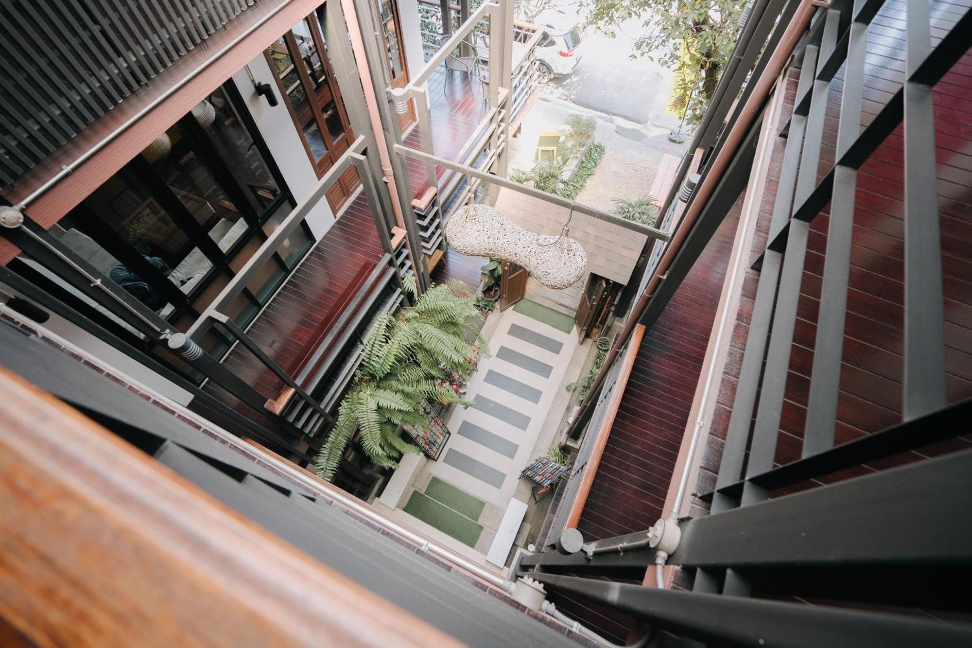 Le Canal Boutique House Чиангмай Экстерьер фото